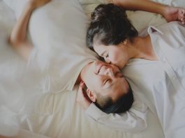 Giờ vàng” giúp vợ chồng cải thiện cuộc yêu hơn